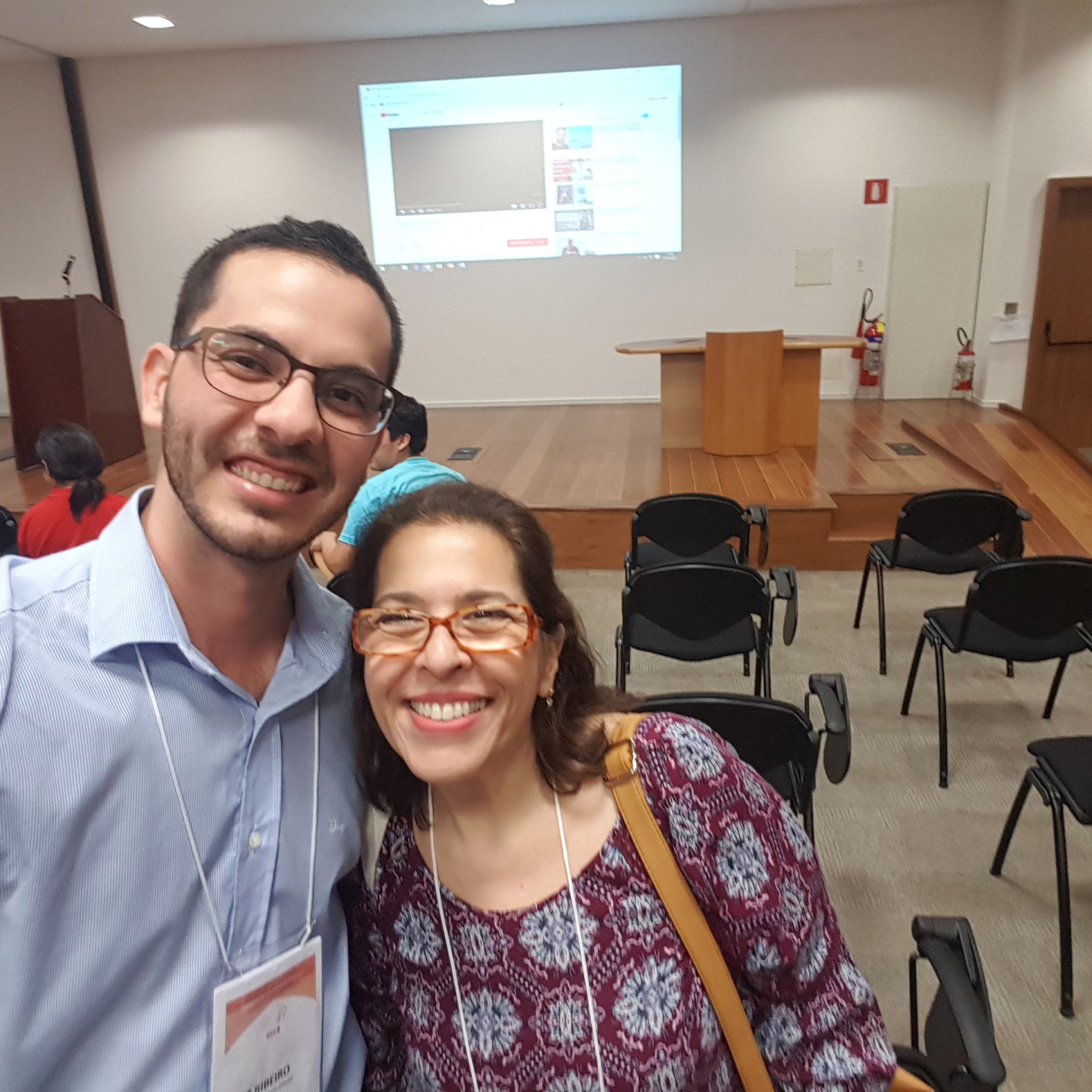 Os professores Luiz Ribeiro e Fernanda Esperidião