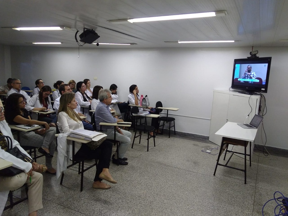 A aula inaugural, realizada pela modalidade videoconferência, conta com a palestra Educação Humana na Saúde Mediada por Tecnologias (Foto: Unidade de Comunicação Social do HU)
